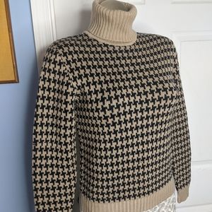 Ann Taylor Houndstooth Morino Wool Turtleneck
